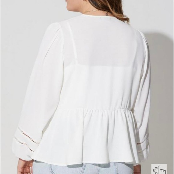 Torrid Women’s Plus Textured Woven Trim Inset Ivory Kimono - 1X - Picture 2 of 11